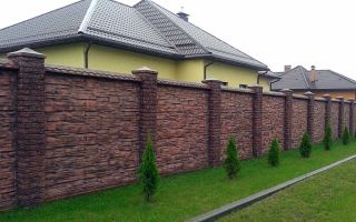 Бетонные заборы: разновидности и сборка